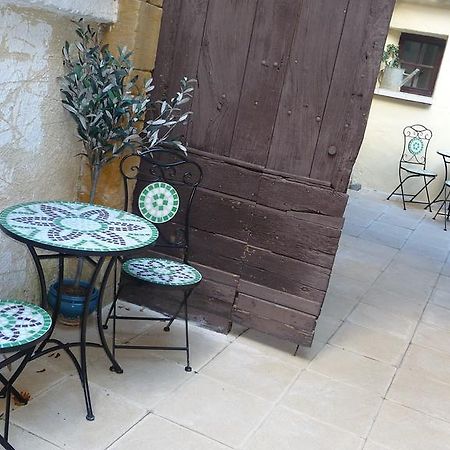 Appartement Aux Armoiries De Sarlat Стая снимка